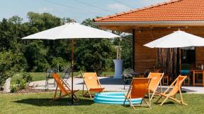 Tagungsbungalow mit Garten und Pool